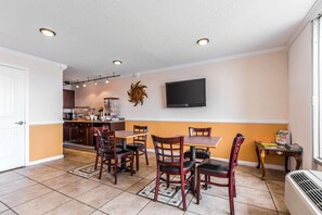 Breakfast area - Rodeway Inn Hopkinsville (Hopkinsville)