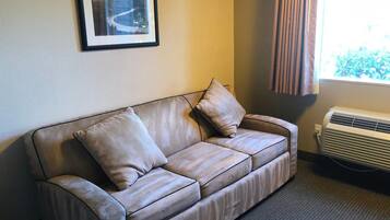 1 habitación, ropa de cama de alta calidad y escritorio