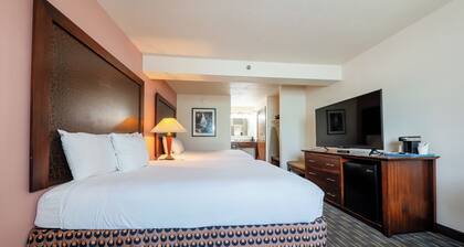 District Hotel by OYO Portland Convention Center