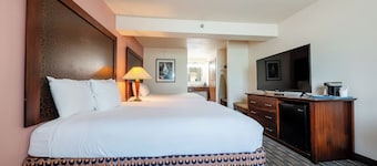 District Hotel by OYO Portland Convention Center