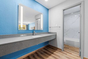 Standard Room, 2 Queen Beds, Non Smoking | 1 bedroom, premium bedding, pillowtop beds, desk
