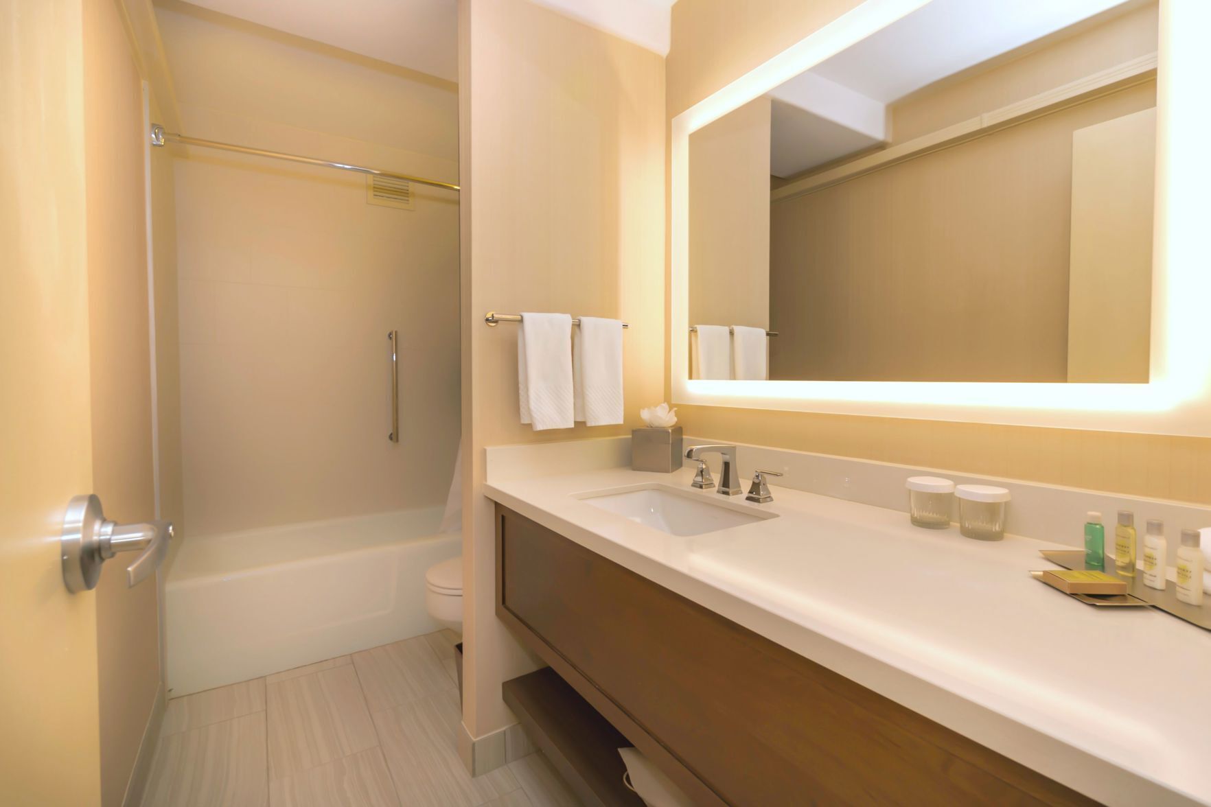 Bathroom | Free toiletries, hair dryer, towels