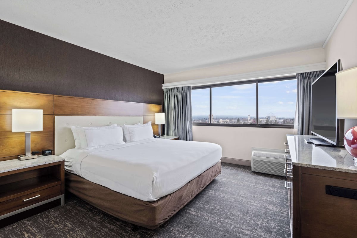 Presidential-Suite, 1 King-Bett, barrierefrei | 1 Schlafzimmer, hochwertige Bettwaren, Daunenbettdecken