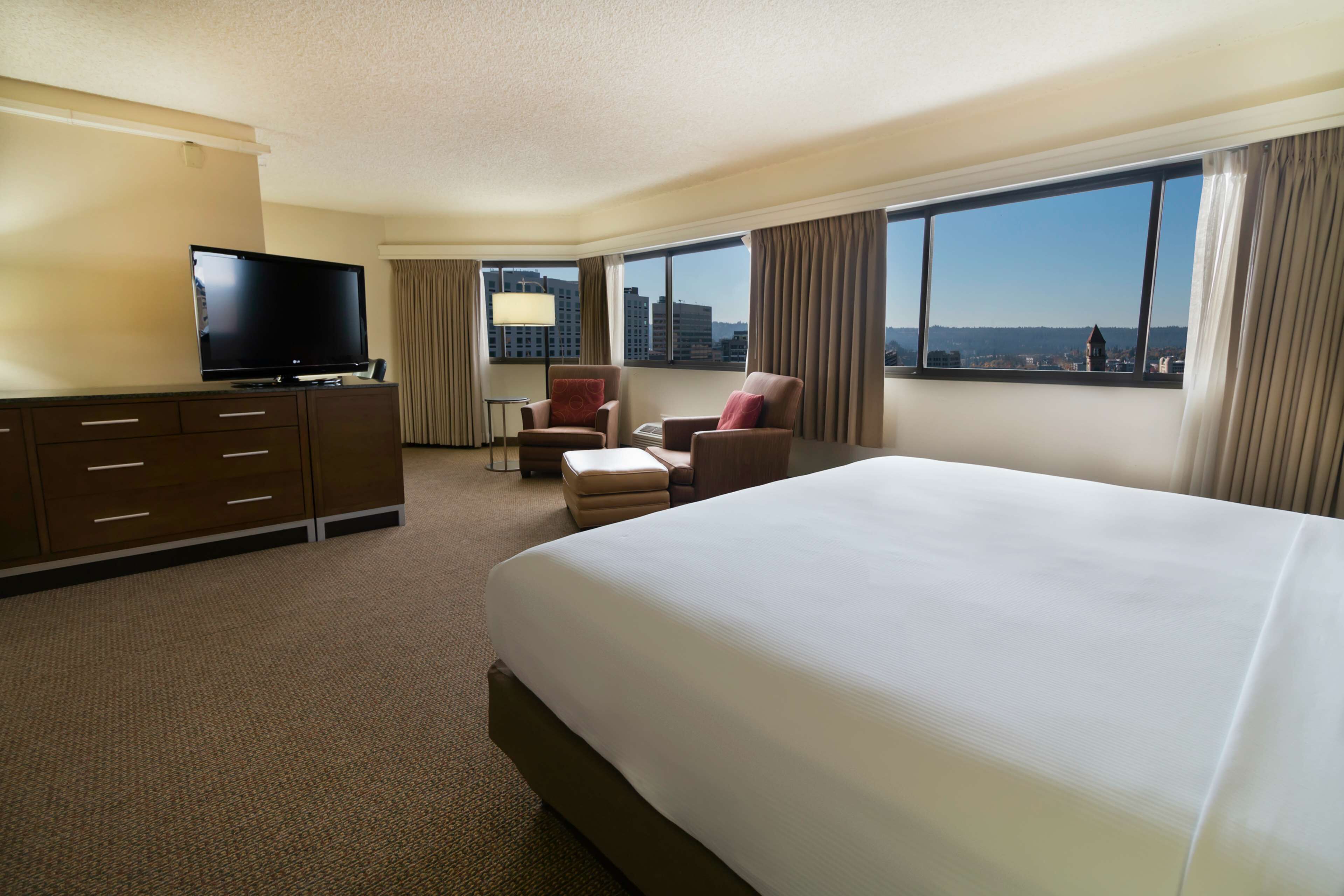 Premium bedding, down comforters, pillowtop beds, desk