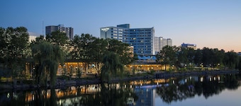 DoubleTree by Hilton Spokane City Center