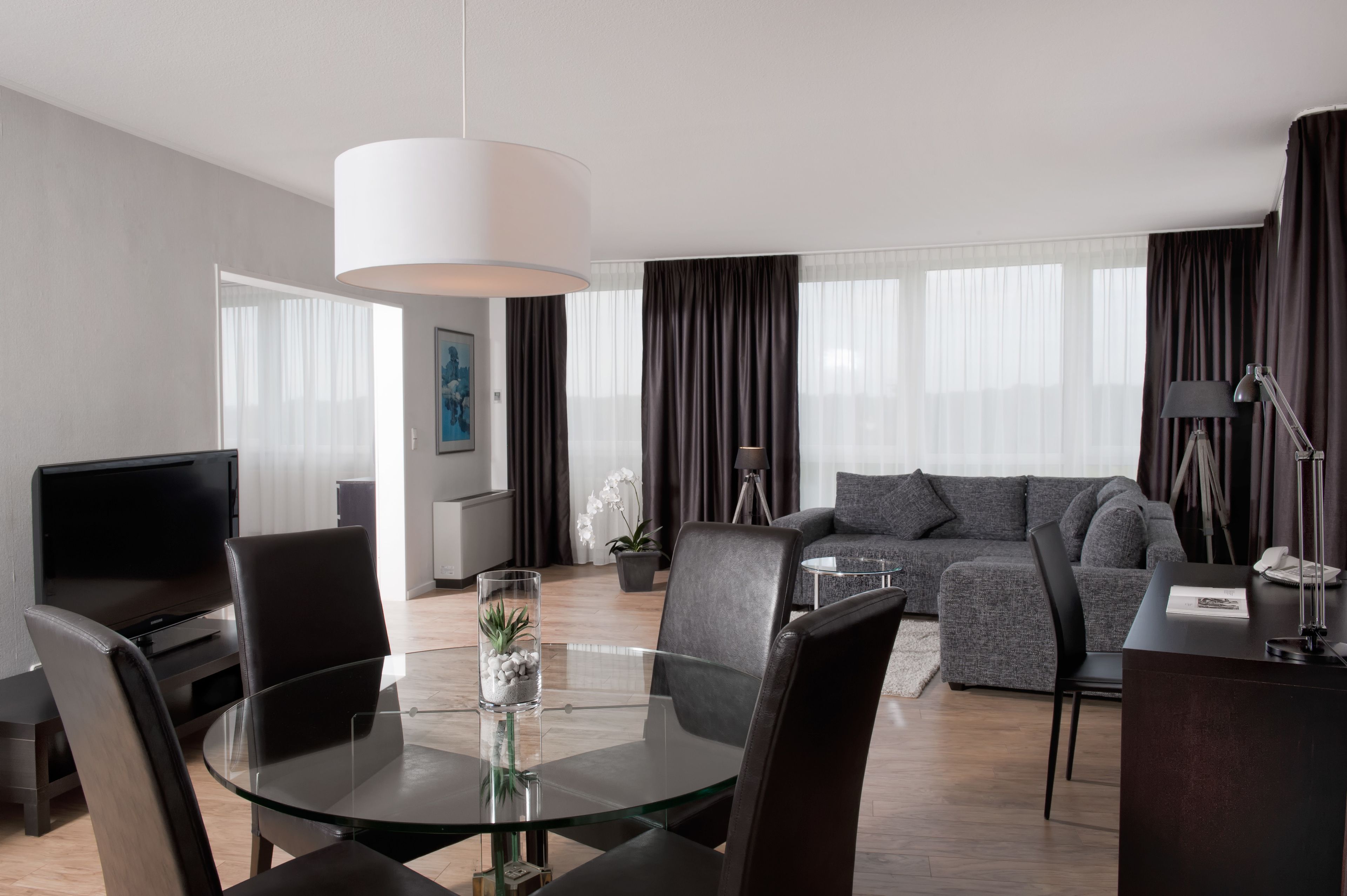 Suite | Wohnbereich | Flachbildfernseher