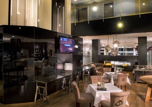 Daily buffet breakfast (EUR 19 per person)