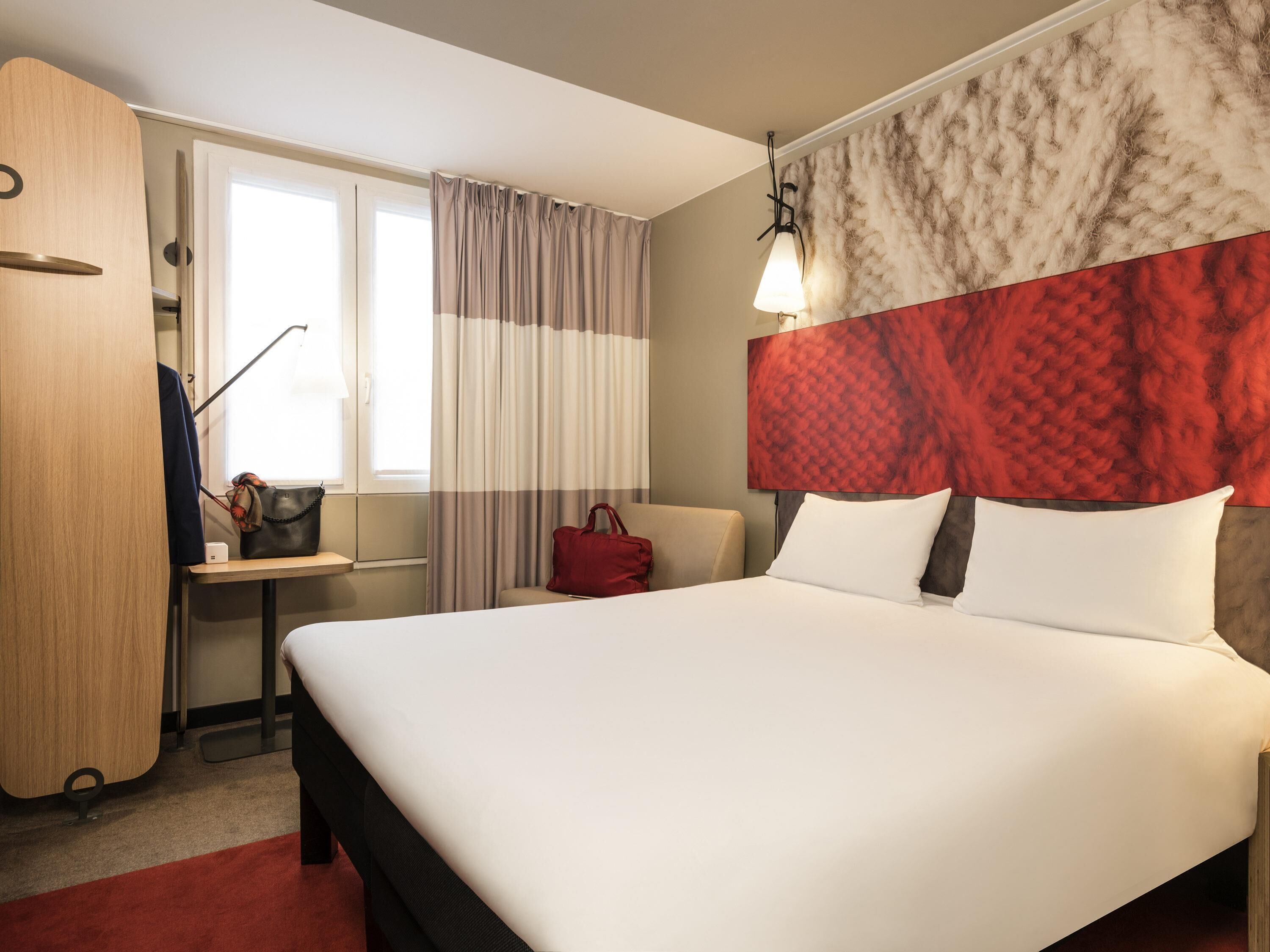Standard Room, 1 Double Bed | Premium bedding, desk, soundproofing, iron/ironing board
