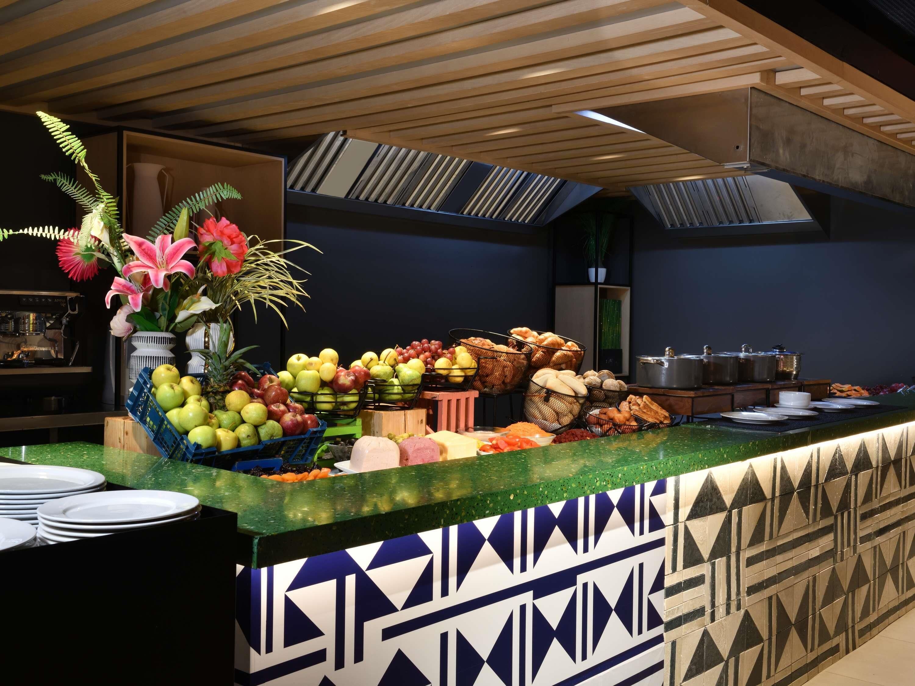 Daily full breakfast (USD 16 per person)