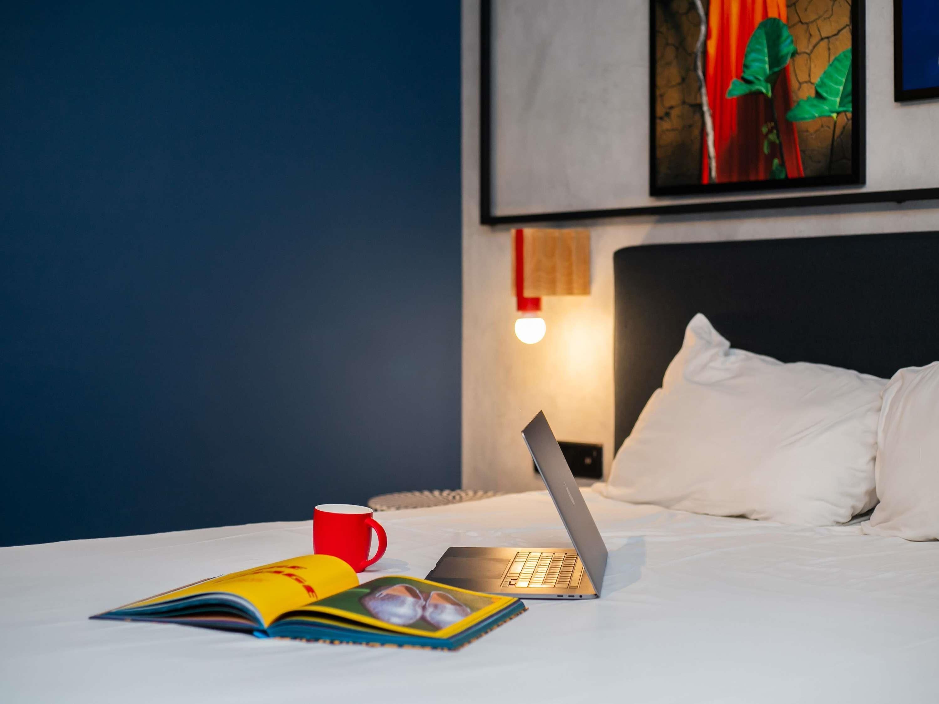 Standard Room, 1 Double Bed (Recently renovated) | Premium bedding, in-room safe, desk, laptop workspace