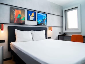 Chambre Standard, 1 lit double (Recently renovated) | Literie de qualité supérieure, coffres-forts dans les chambres, bureau