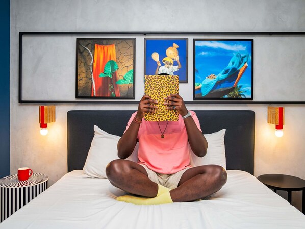 Premium bedding, in-room safe, desk, laptop workspace