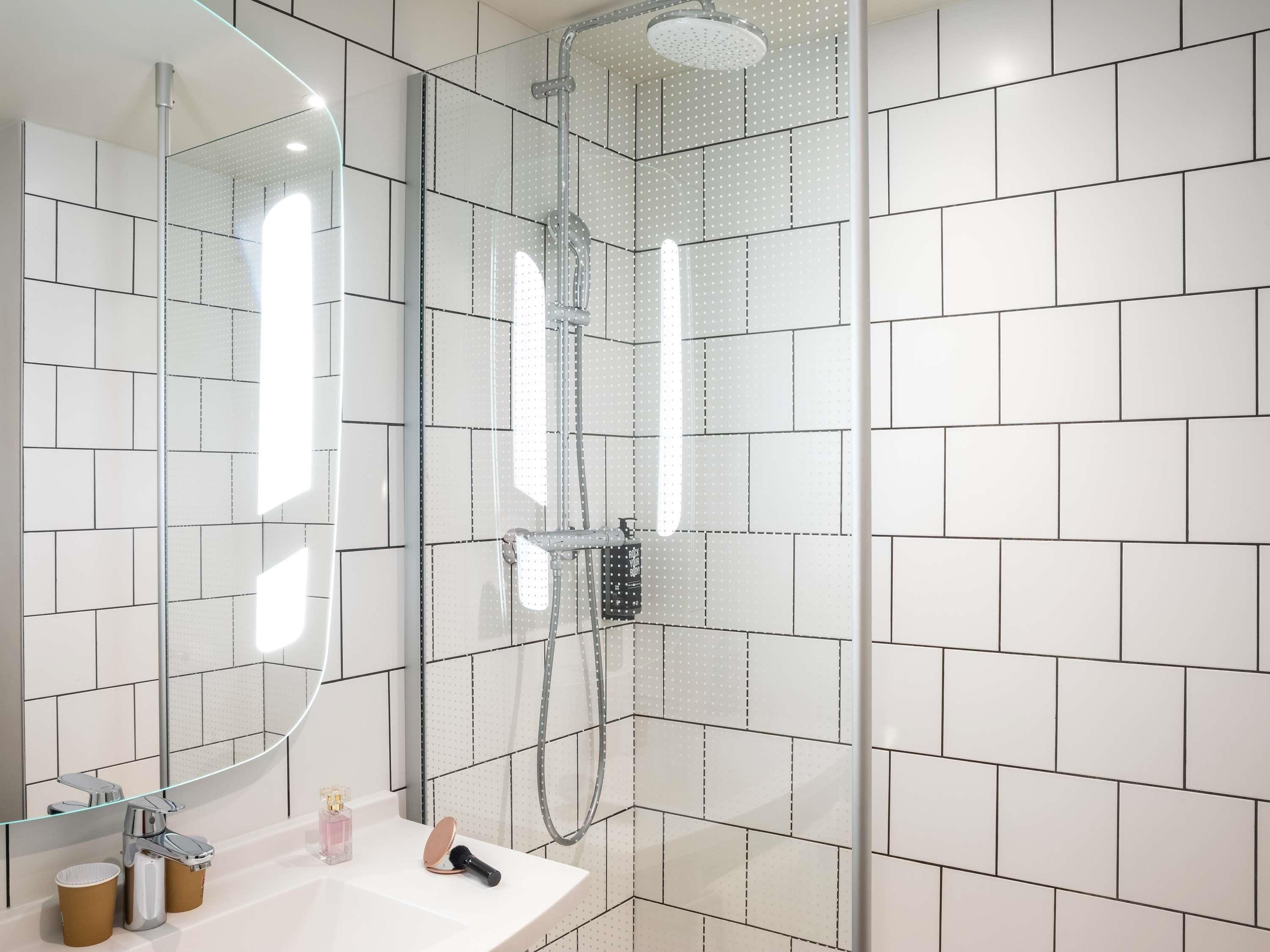 standard room, 1 double bed with sofa bed | premium bedding, in-room safe, individually decorated