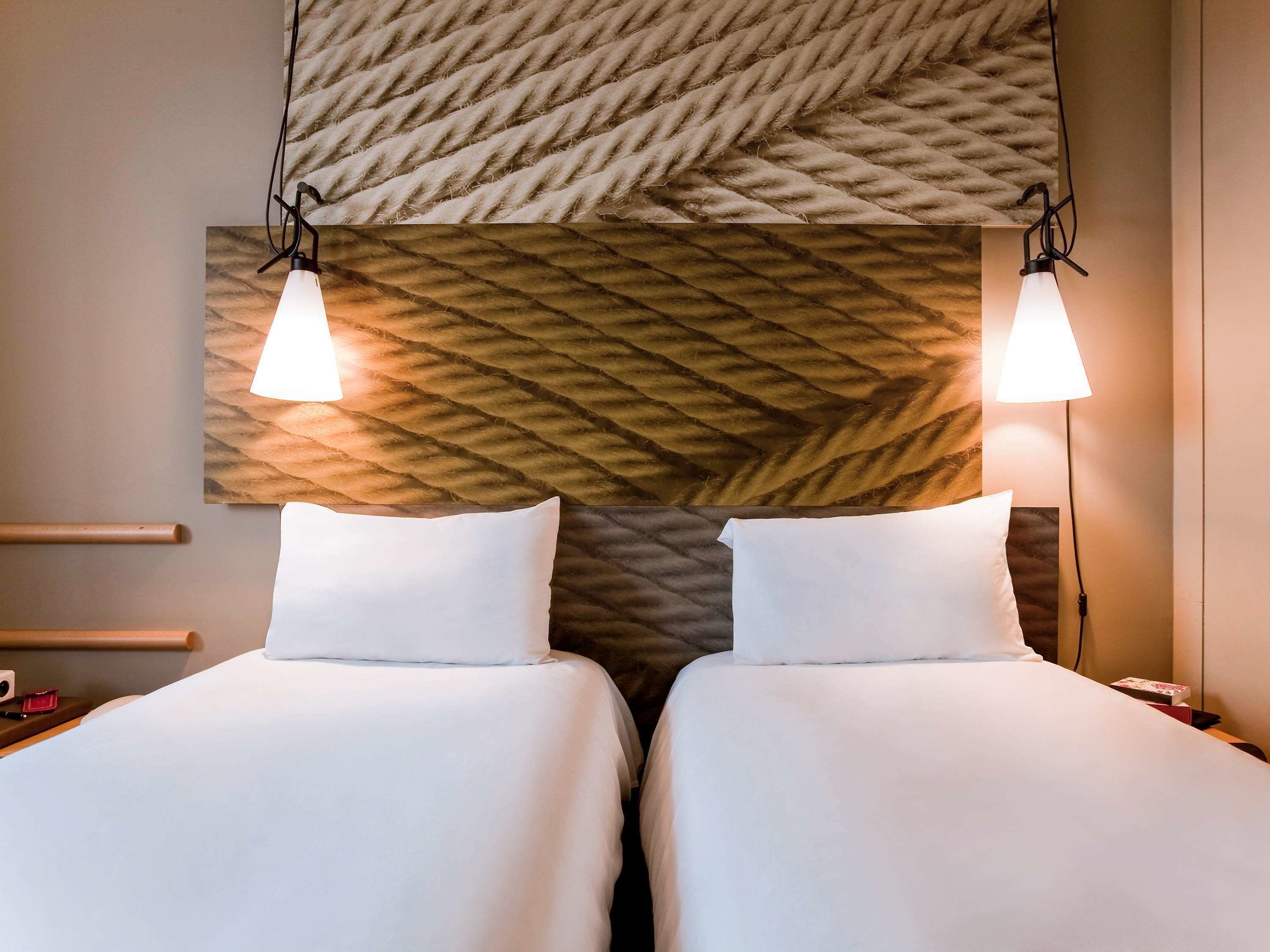 standard room, 2 single beds | premium bedding, in-room safe, individually decorated