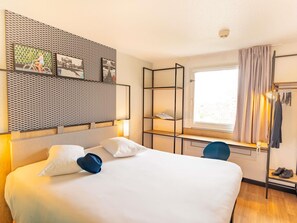 Habitació estàndard, 1 llit doble | Llençols de cotó egipci i roba de llit d'alta qualitat 