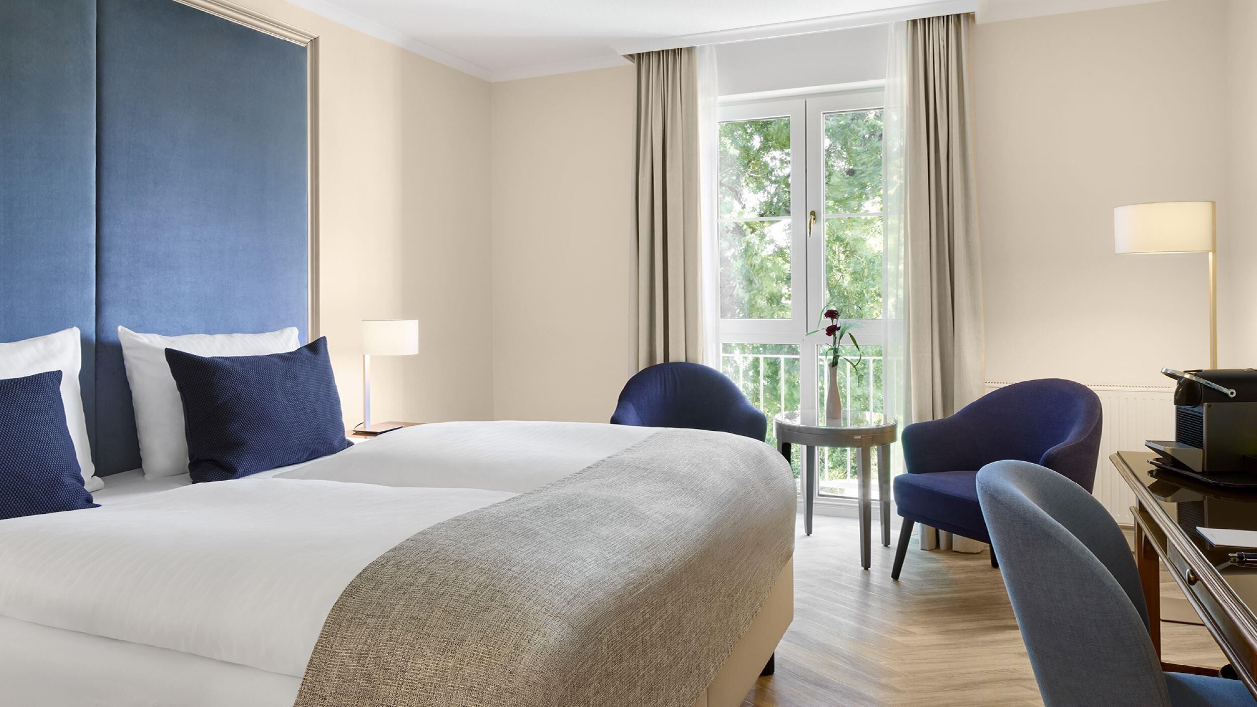 Deluxe Double Room | Premium bedding, desk, laptop workspace, blackout drapes