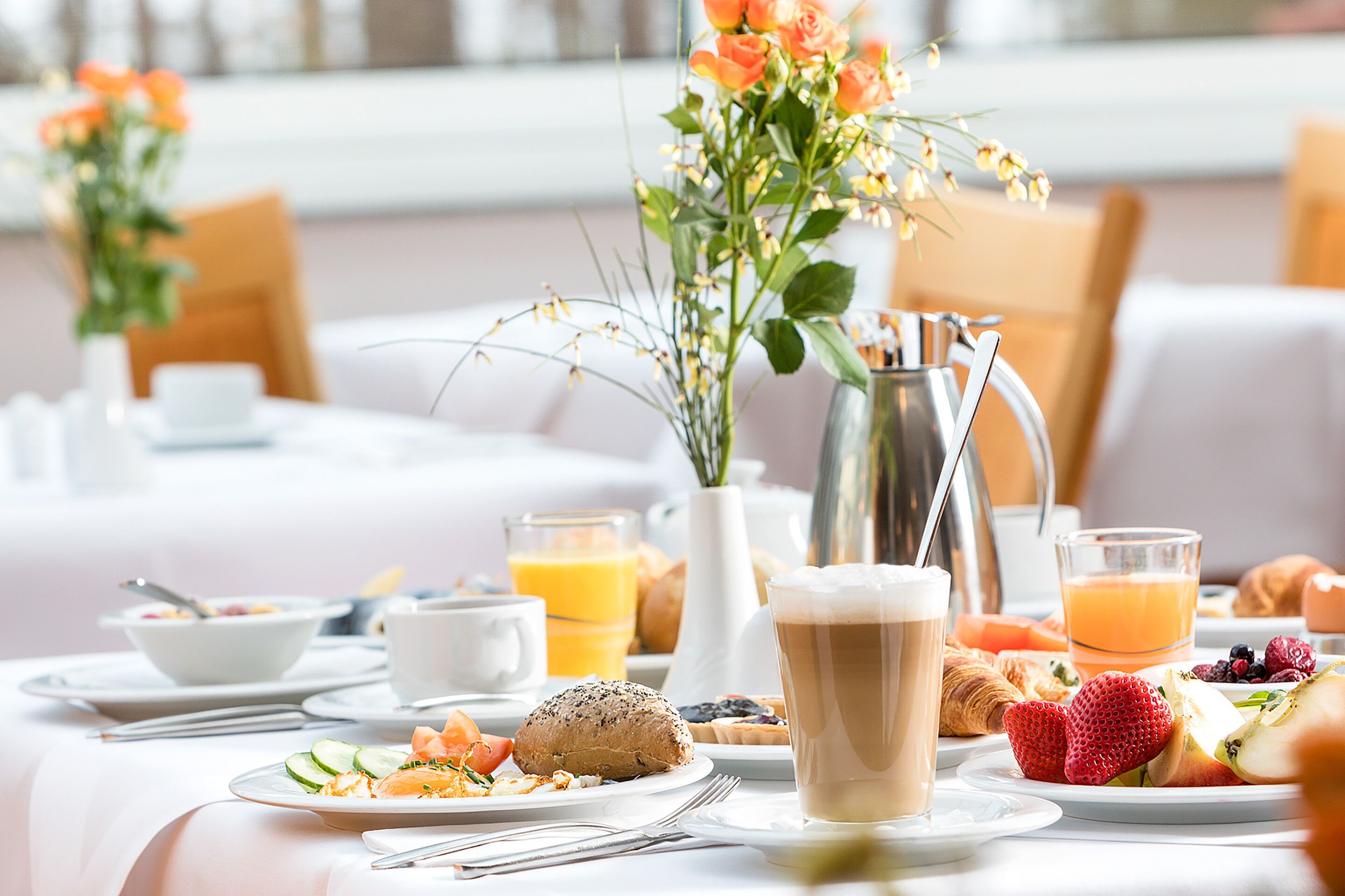 Tägliches Frühstücksbuffet gegen Gebühr