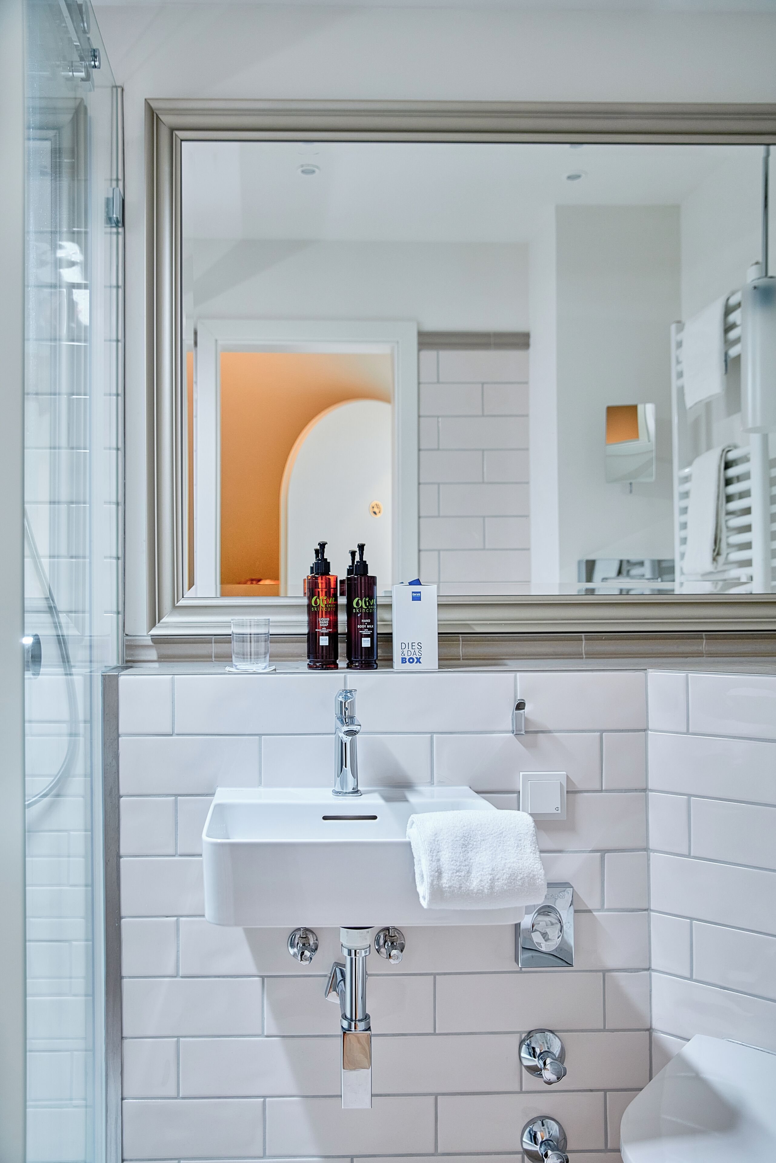 Superior Double Room | Bathroom | Free toiletries, hair dryer, towels, soap