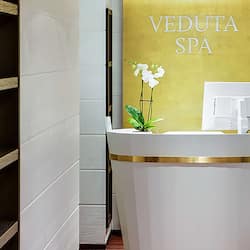 Couples treatment room(s), sauna, steam room, body treatments