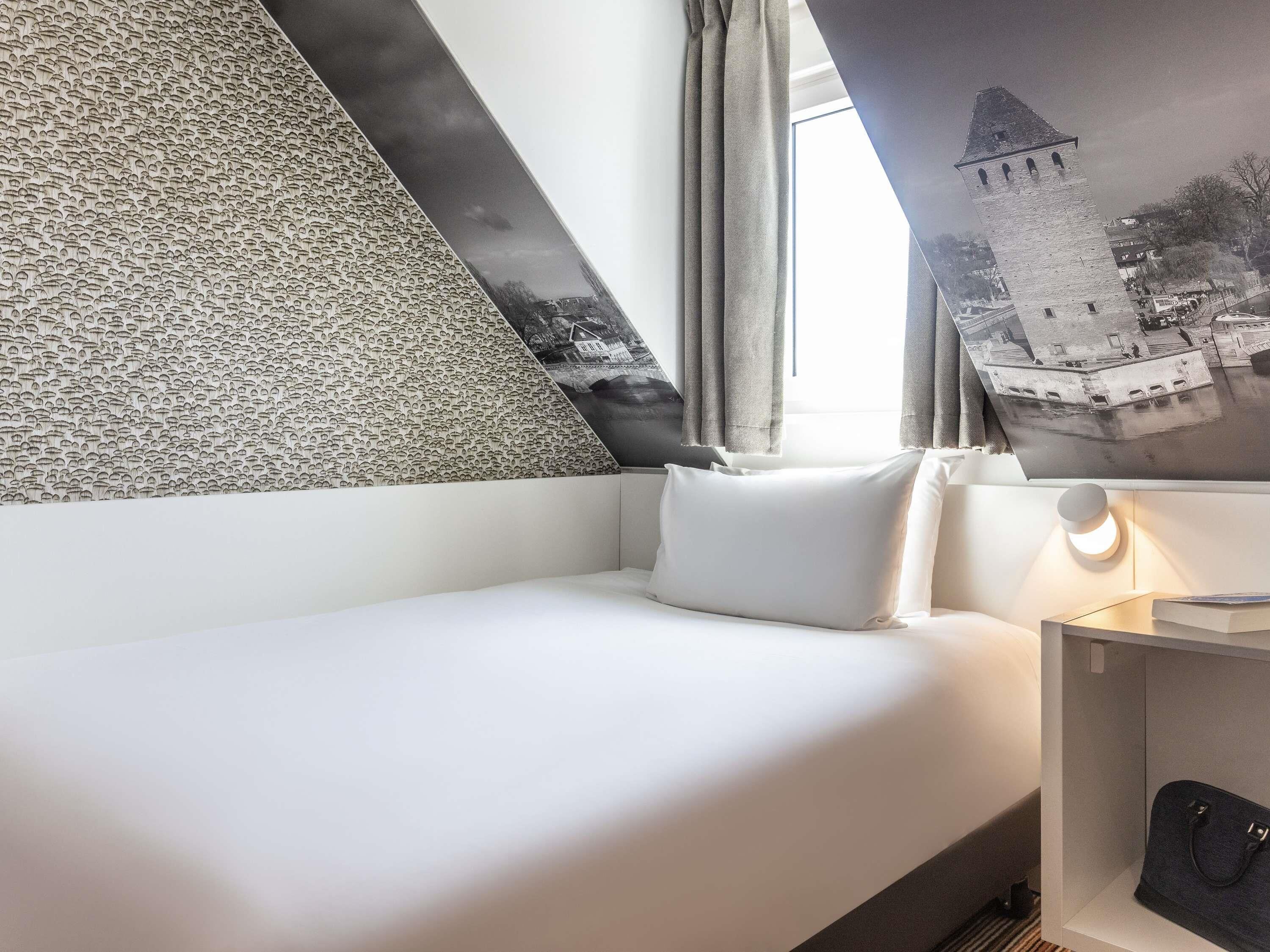 Premium bedding, Select Comfort beds, in-room safe