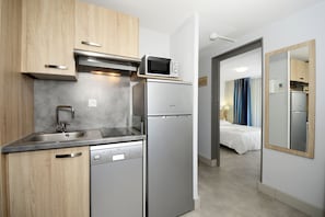 Cribs/infant beds, free WiFi - Odalys Résidence Aqualia (Balaruc-les-Bains)