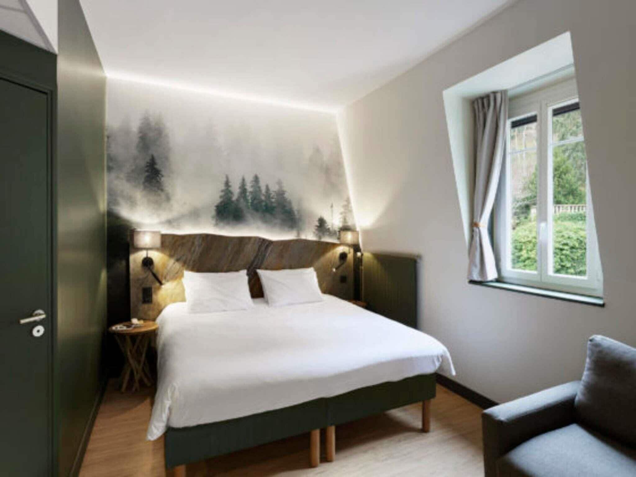 Chambre classique, 1 lit double | Literie de qualité, espace de travail pour ordinateurs portables