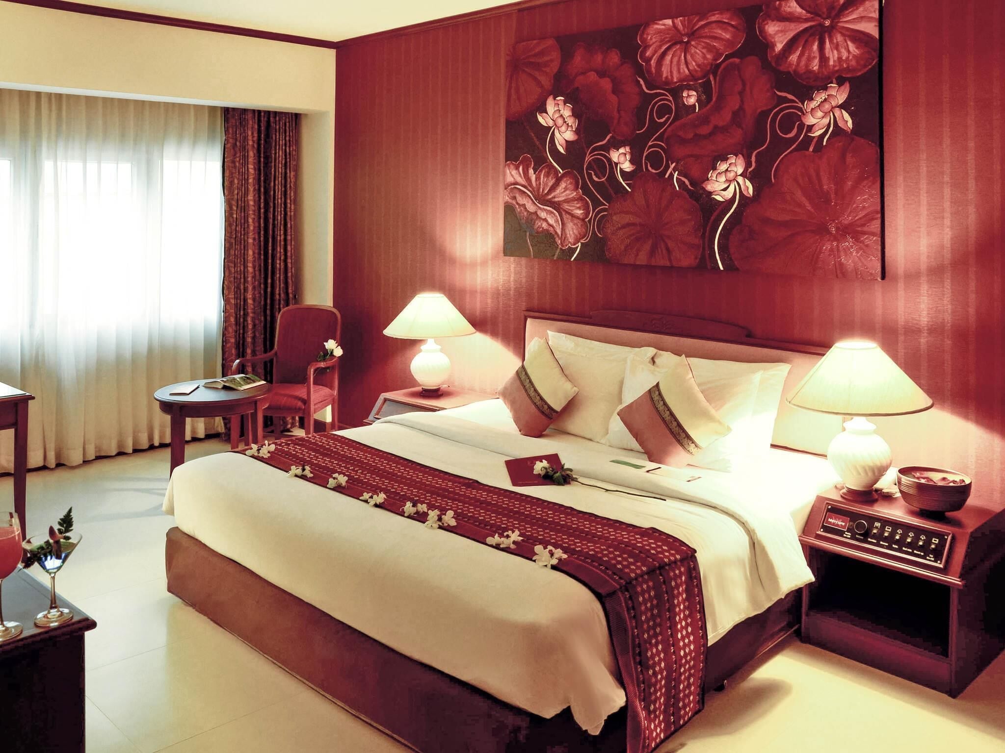 Junior Suite, 1 Double Bed | Premium bedding, desk, blackout curtains, iron/ironing board