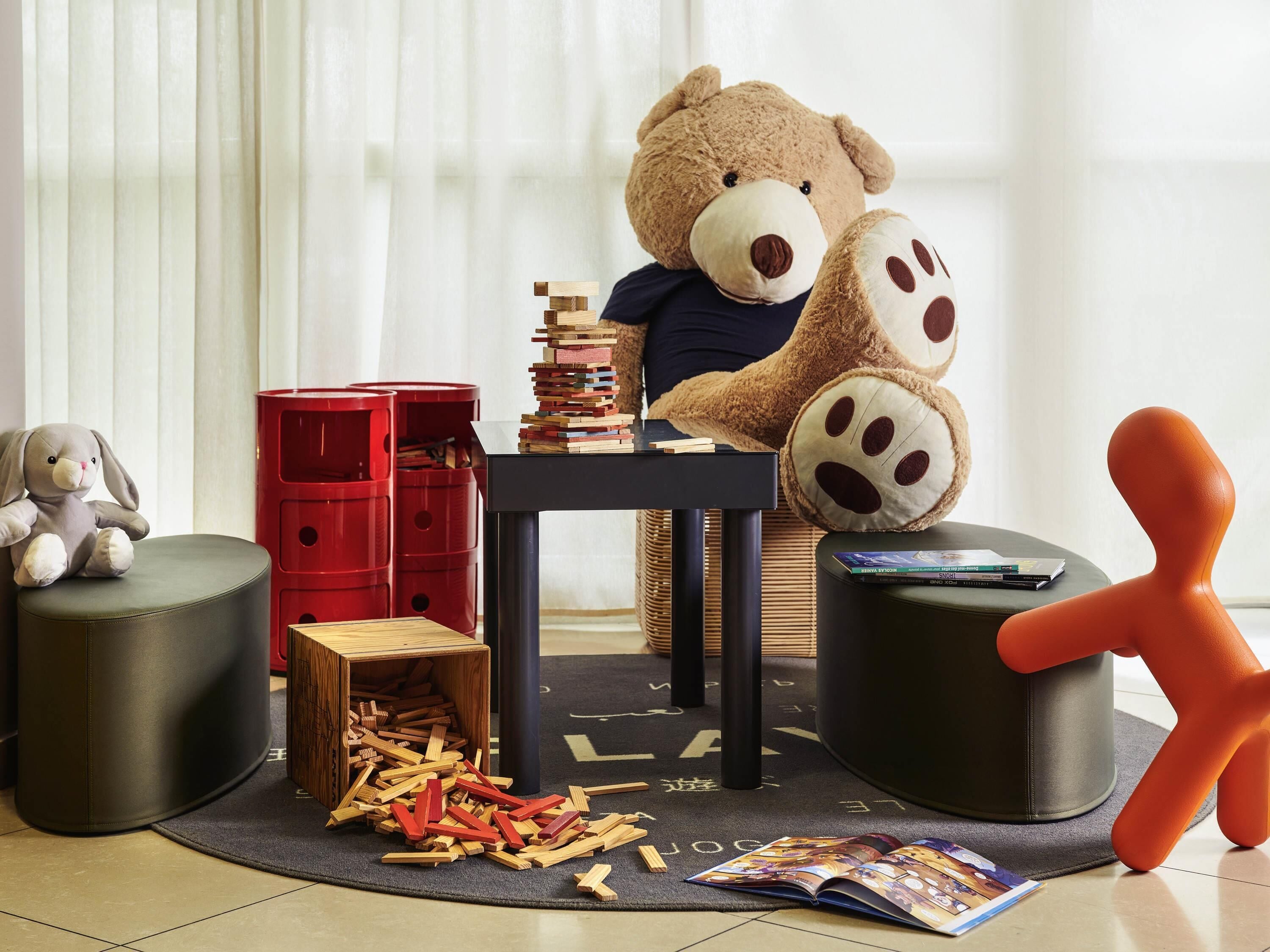 Tempat bermain anak – indoor