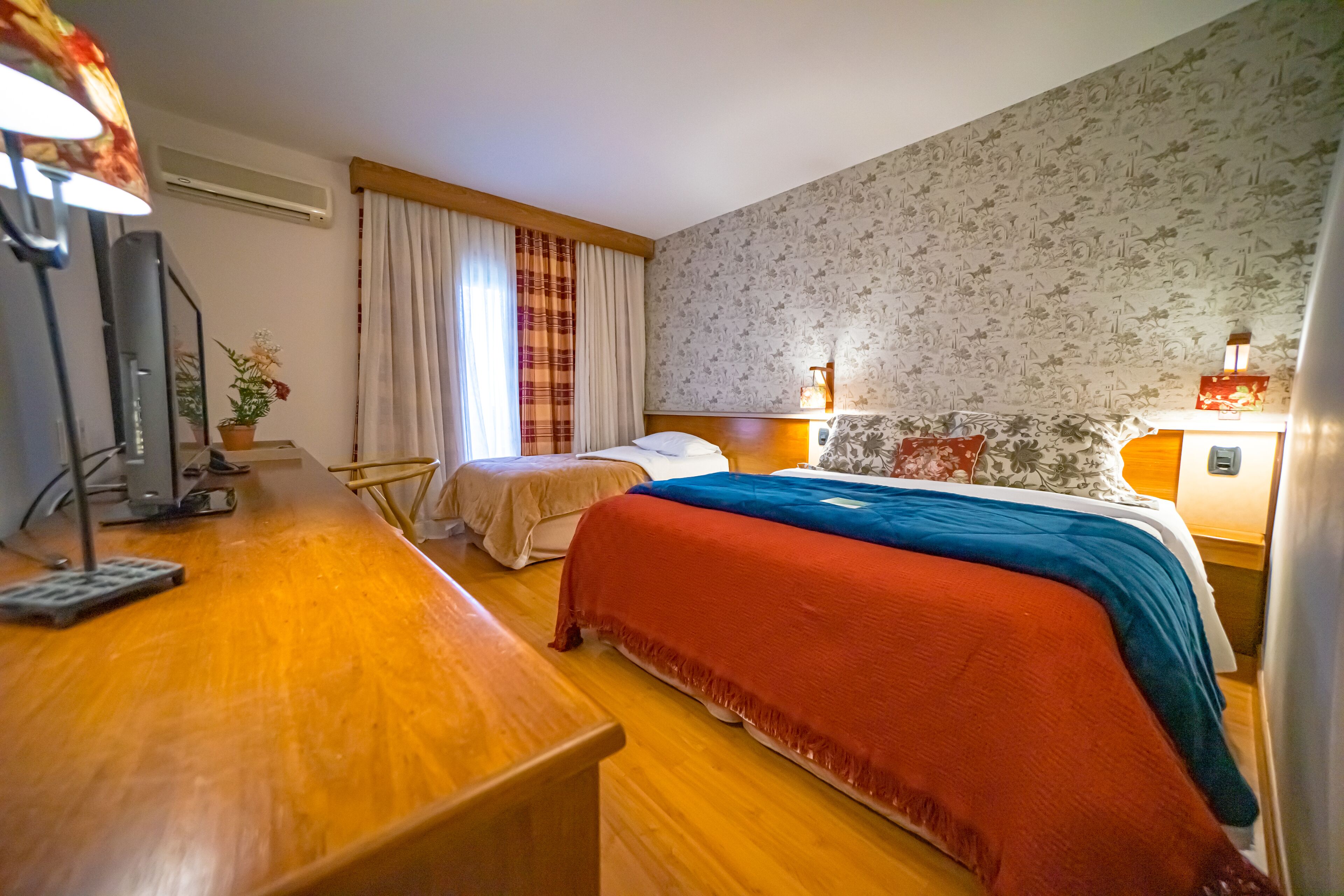 1 bedroom, minibar, in-room safe, desk