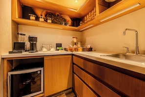 Suite Presidenziale, 1 letto king (Butler Service) | Minibar