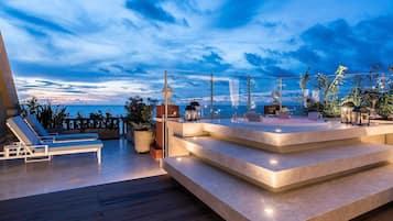 Suite, 1 cama King size, Terraza, vista al océano (Imperial Amaral) | Ropa de cama de alta calidad, edredón y minibar