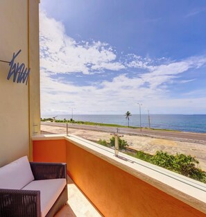 Suite, 1 King Bed, Terrace, Sea View (Grau Suite)