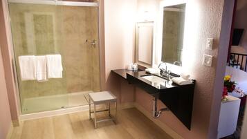Juliette Room | Bathroom | Free toiletries, hair dryer, towels