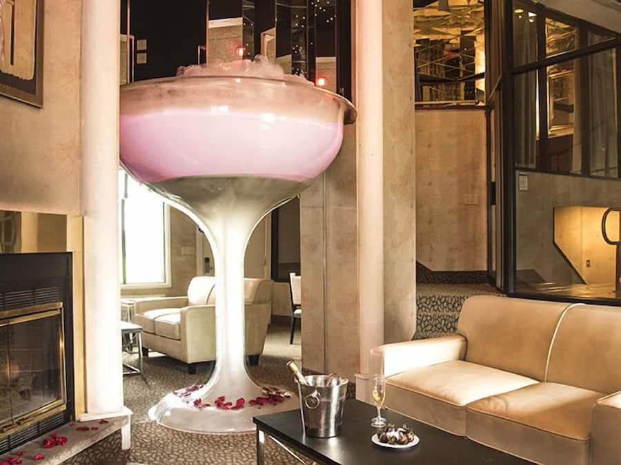 Cortinas blackout, tabla de planchar con plancha y wifi gratis