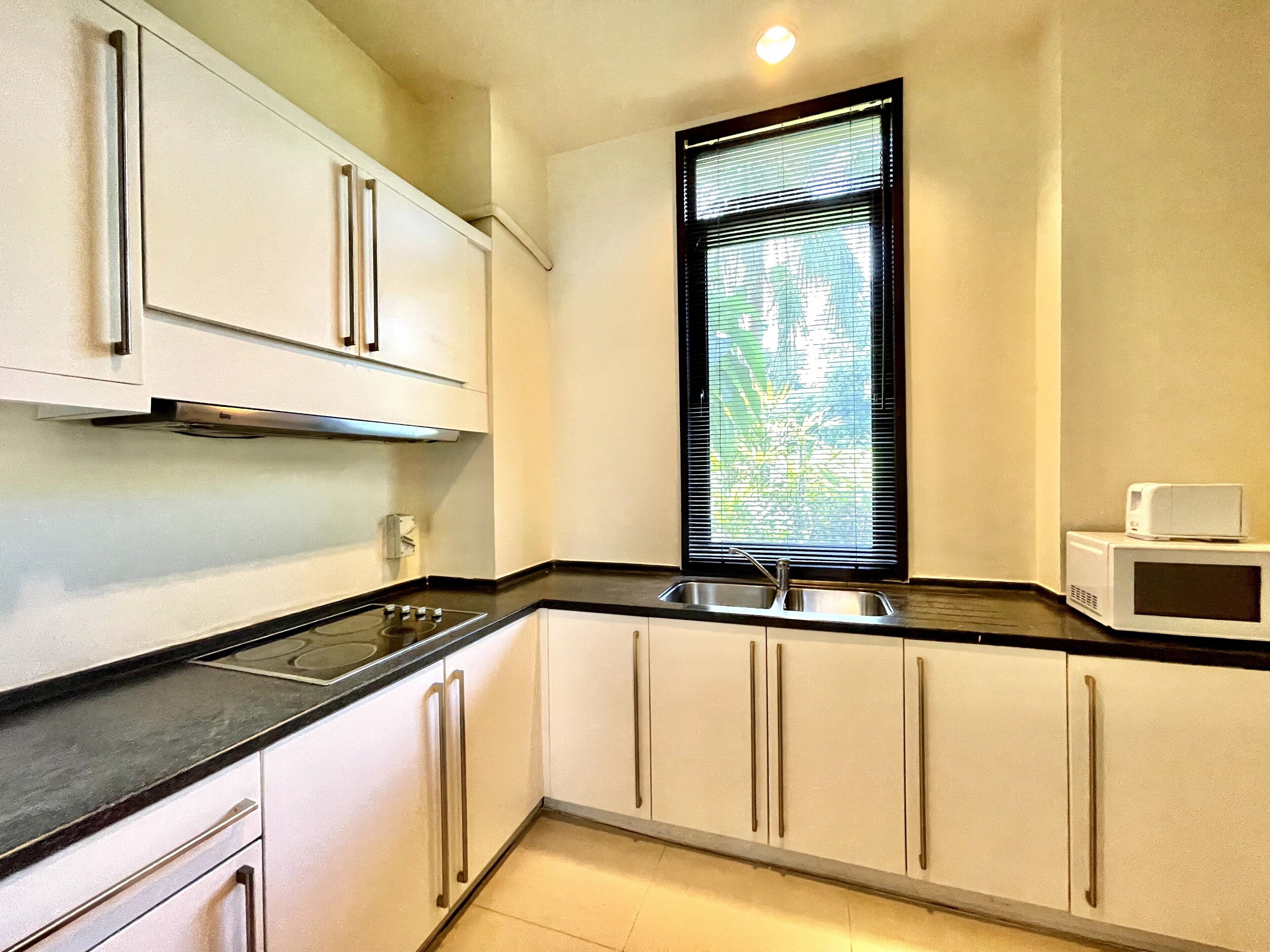 villa, 5 bedrooms, private pool, ocean view | private kitchen | coffee/tea maker, electric kettle