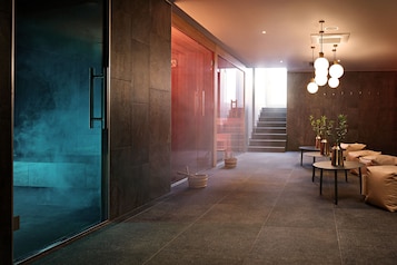 Un sauna, baño turco/hammam, tratamientos corporales
