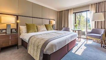 Phòng đôi Deluxe, quang cảnh vườn | Bộ đồ giường cao cấp, két bảo mật tại phòng, bàn