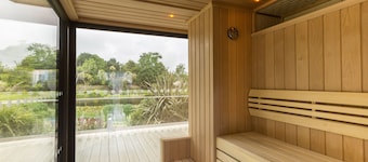 St Pierre Park Hotel & Golf