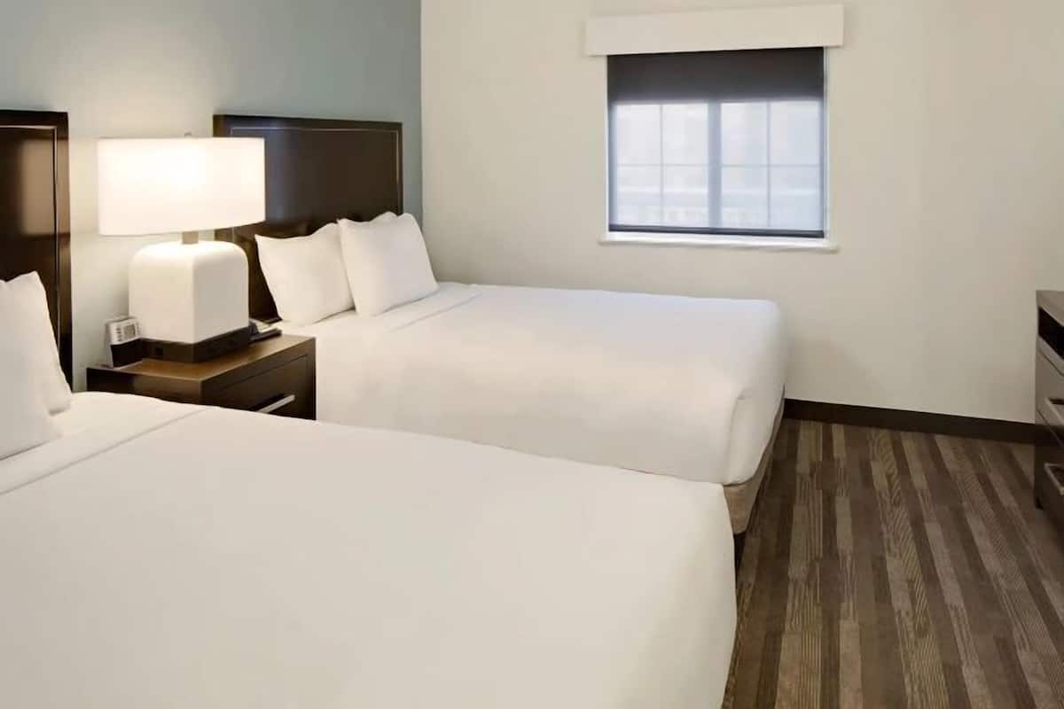 2 Schlafzimmer, Bettwäsche aus ägyptischer Baumwolle