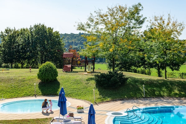 Außen-Kinderspielplatz
