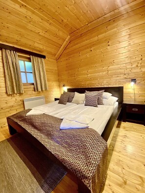 高级公寓 | 防过敏的被褥、客房内保险箱、笔记本电脑工作区、熨斗/熨板