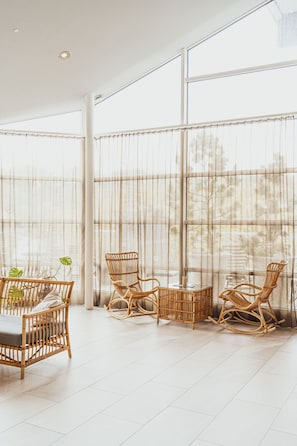 Sauna, hot tub, steam room, body treatments, deep-tissue massages