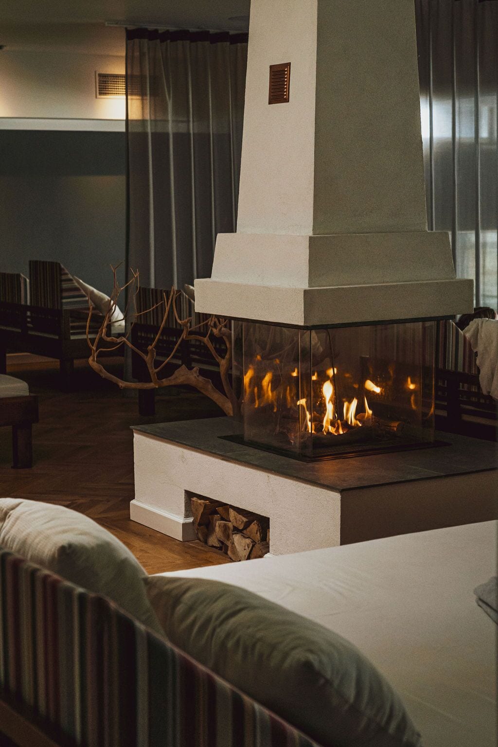 sauna, hot tub, steam room, body treatments, deep-tissue massages