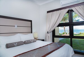 Studio, Lake View (Lakeview Studio Room) | Katil Select Comfort, peti besi dalam bilik, cadar katil 