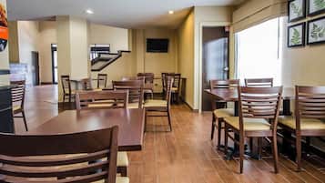 Free on-the-go breakfast on weekdays