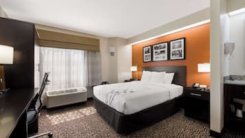 Standard Room, 1 Queen Bed, Non Smoking | Premium bedding, pillowtop beds, desk, blackout drapes