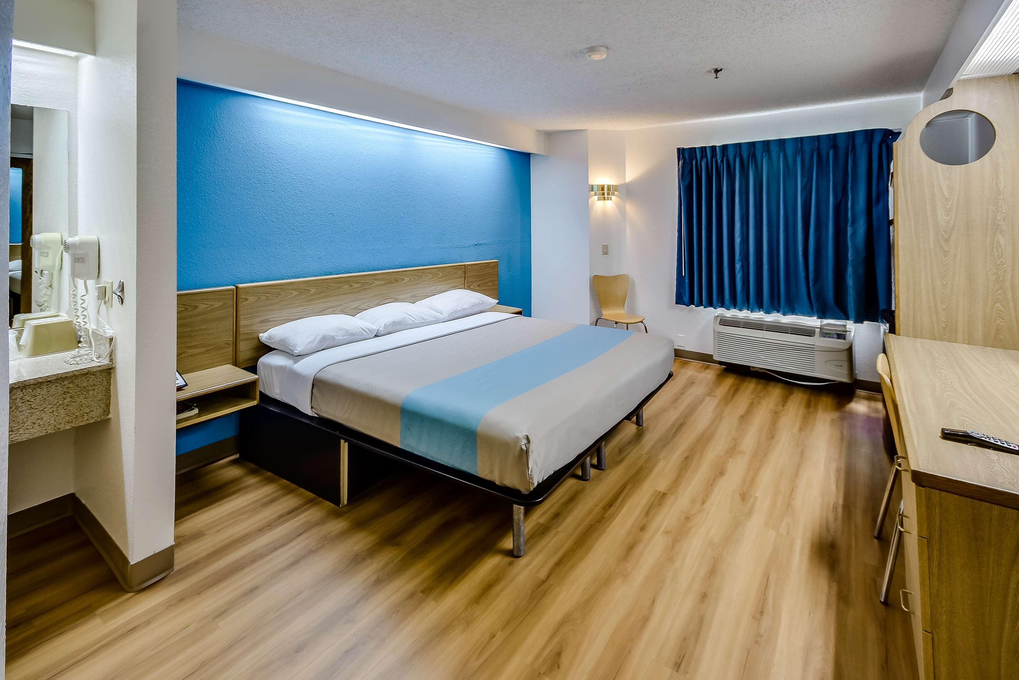 Desk, free WiFi, bed sheets