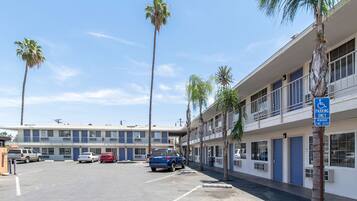 Guest rooms offer balconies with parking available on site.