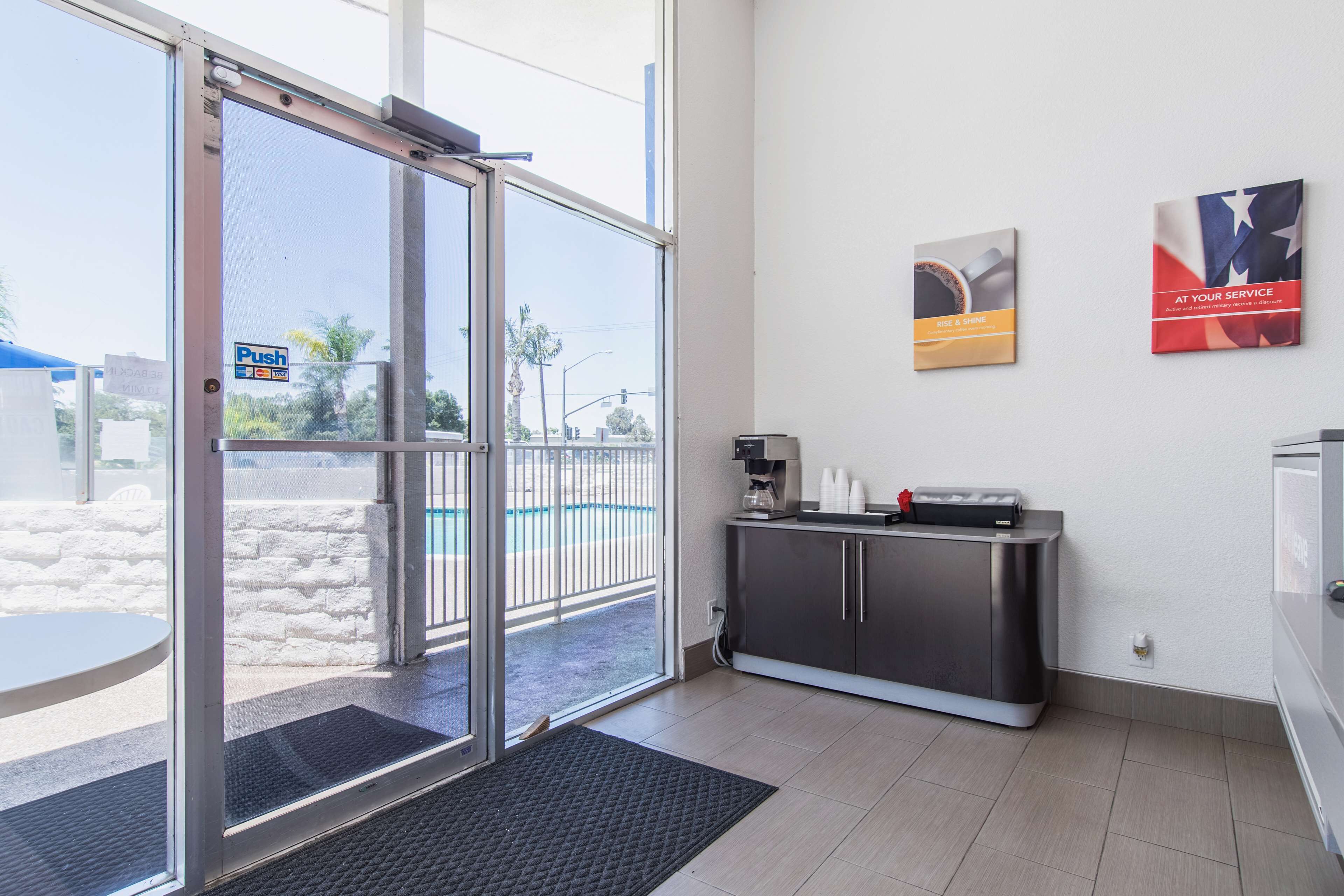 خدمة المقهى