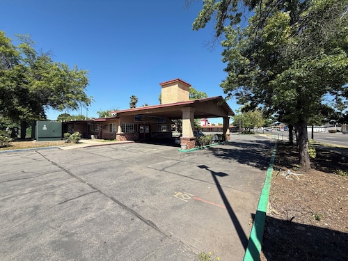 Oroville Value Suites